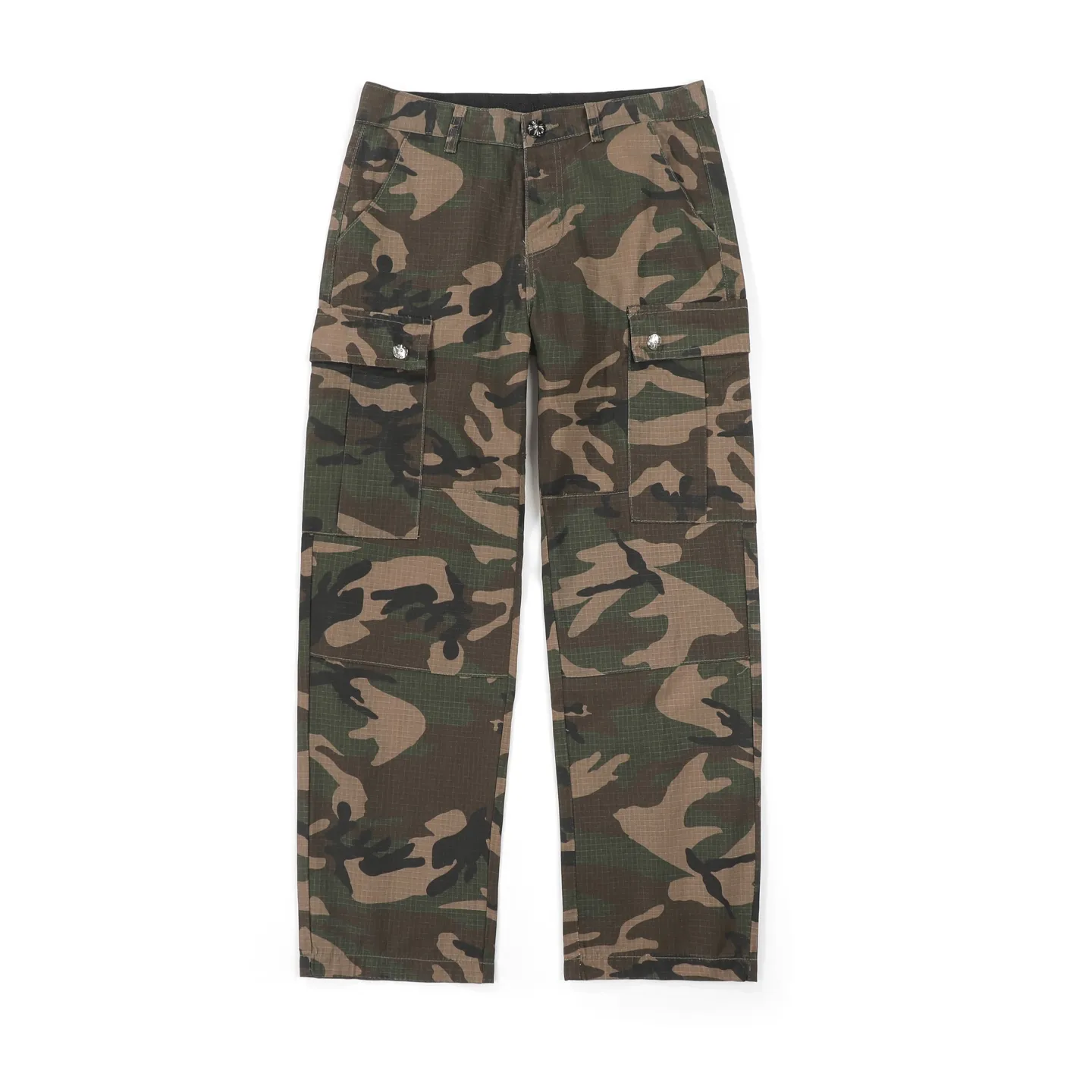 P280 Chrome HeartsCH camouflage logging pants straight-leg Sanskrit unisex overalls, W-level cabinet, patchwork cross pattern embellishment, high-waisted washed jeans! ! Absolutely high-end luxury products, 1.9W-level god-level single products, super popular products, built with top heavy industry, a magic weapon that cannot be missed. About Zangyin, this is an extremely luxurious fashion brand, which can also be called the aristocrats of the high street. It has always been an exclusive brand for some hipsters or the rich second generation. Compared with ordinary high streets, it is more luxurious and noble. Compared with luxury brands, it has a more fashionable personality and has always been a brand that I have a special liking for. Imported yarn is custom-woven into a high-density twill canvas, which ensures a crisp silhouette while also making the fabric very delicate to the touch. It follows the B01 classic silhouette, with a crisp and stylish upper body. The ready-made garments are stone-milled and fermented, so they can be matched with any style. Buttons and zippers are made of authentic YKK retro metal products. Double-layer canvas on the front knees has perfect details. All hardware is customized. Color: Camouflage Size: 28/30/32/34/36 Waist: 74/79/84/89/94 Sitting: 104/109/114/119 Pants length: 101/102/104/106/108